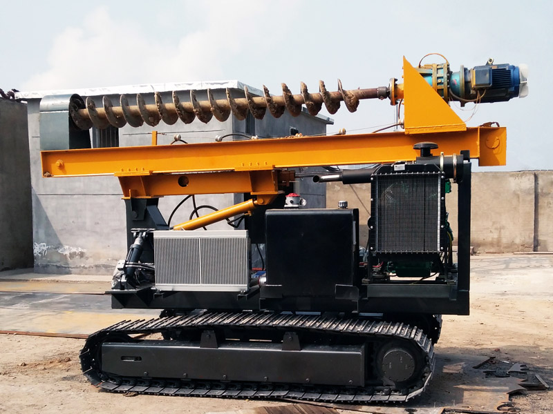 履帶光伏打樁機(jī)