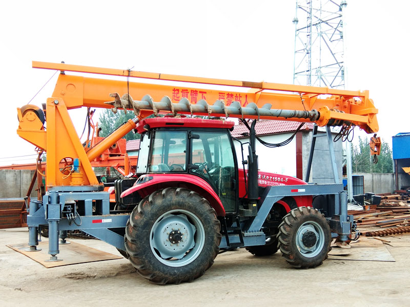 拖拉機(jī)吊打一體機(jī)